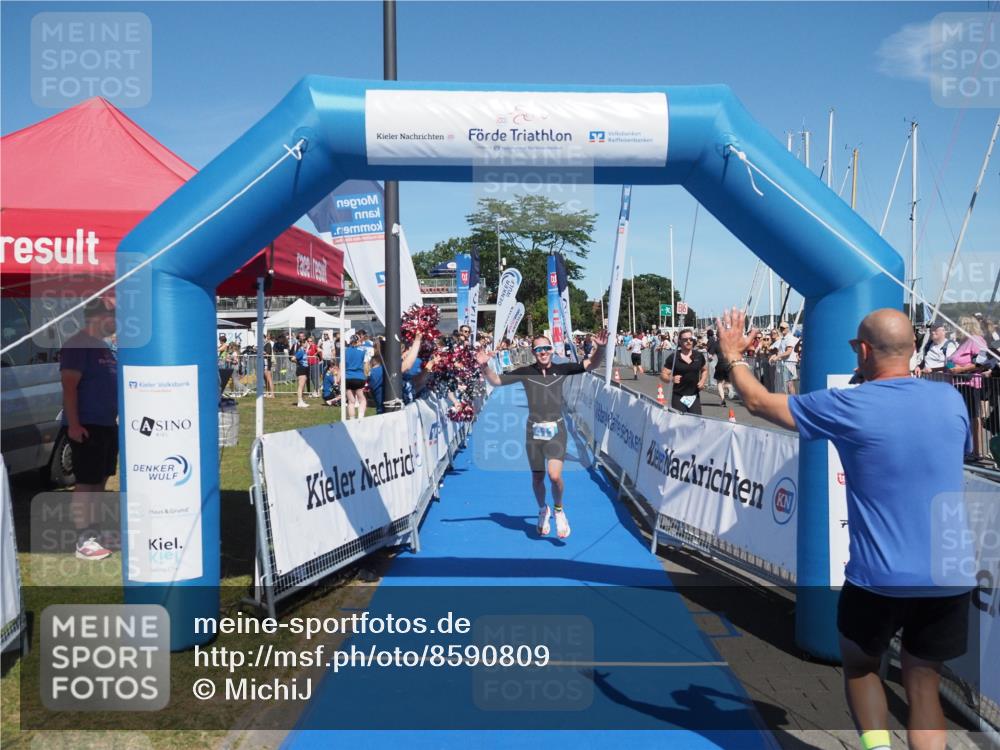 17.08.2025 - KN Förde Triathlon 2025 MichiJ http://msf.ph/oto/8590809 17.08.2025 13:50:10 Laufen 411 meine-sportfotos.de