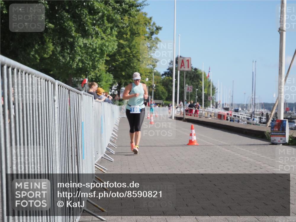 17.08.2025 - KN Förde Triathlon 2025 KatJ http://msf.ph/oto/8590821 17.08.2025 10:47:08 Laufen 199 meine-sportfotos.de