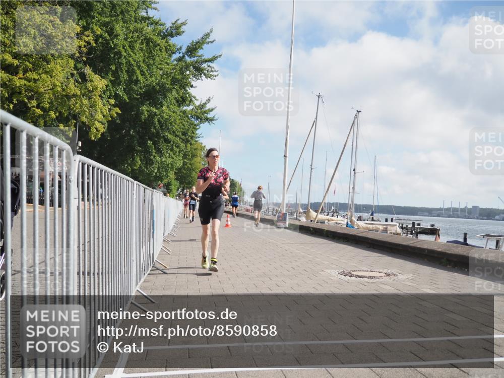 17.08.2025 - KN Förde Triathlon 2025 KatJ http://msf.ph/oto/8590858 17.08.2025 10:17:57 Laufen 143, 173, 204 meine-sportfotos.de
