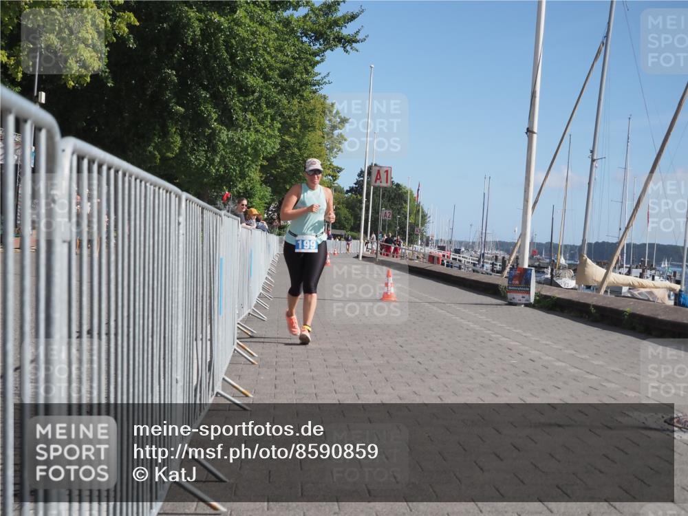 17.08.2025 - KN Förde Triathlon 2025 KatJ http://msf.ph/oto/8590859 17.08.2025 10:47:10 Laufen 199 meine-sportfotos.de