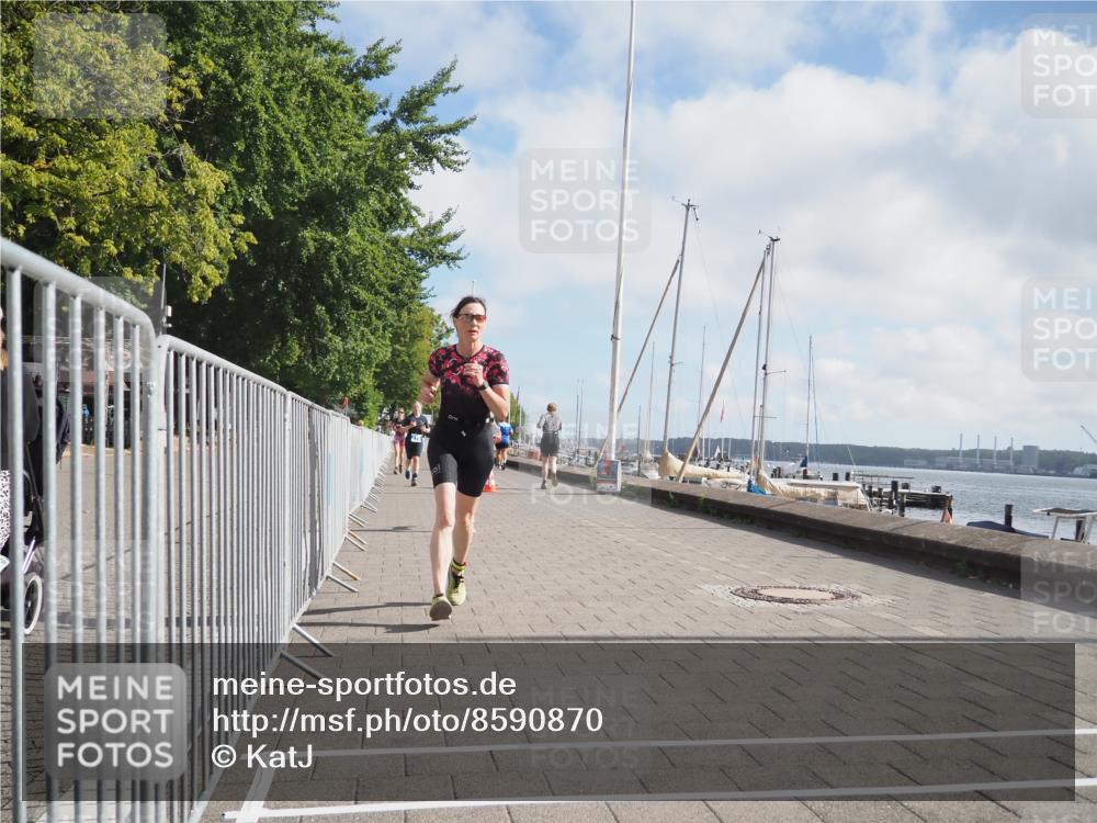 17.08.2025 - KN Förde Triathlon 2025 KatJ http://msf.ph/oto/8590870 17.08.2025 10:17:57 Laufen 143, 173, 204 meine-sportfotos.de