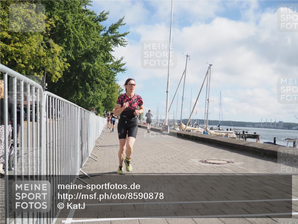 17.08.2025 - KN Förde Triathlon 2025 KatJ http://msf.ph/oto/8590878 17.08.2025 10:17:57 Laufen 143, 173, 204 meine-sportfotos.de