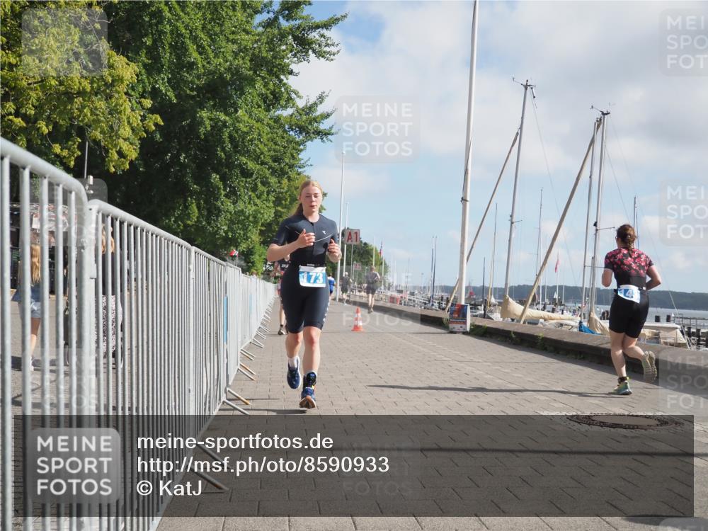 17.08.2025 - KN Förde Triathlon 2025 KatJ http://msf.ph/oto/8590933 17.08.2025 10:18:02 Laufen 173, 188 meine-sportfotos.de