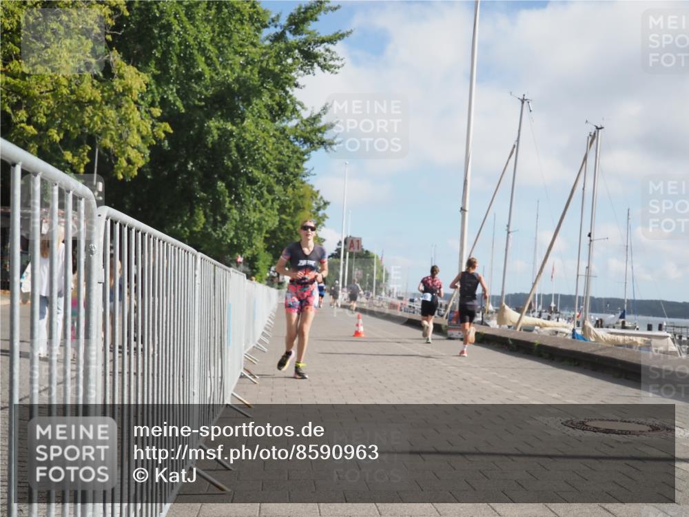 17.08.2025 - KN Förde Triathlon 2025 KatJ http://msf.ph/oto/8590963 17.08.2025 10:18:05 Laufen 173, 188 meine-sportfotos.de