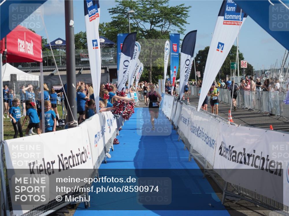 17.08.2025 - KN Förde Triathlon 2025 MichiJ http://msf.ph/oto/8590974 17.08.2025 10:33:02 Laufen 130 meine-sportfotos.de