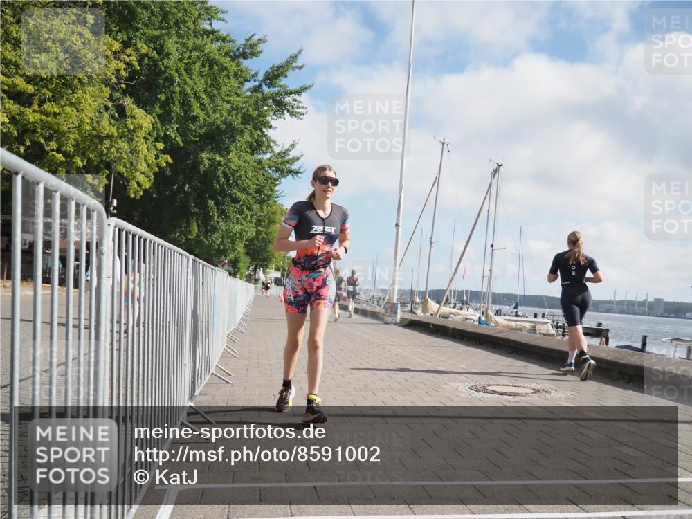 17.08.2025 - KN Förde Triathlon 2025 KatJ http://msf.ph/oto/8591002 17.08.2025 10:18:07 Laufen 188 meine-sportfotos.de