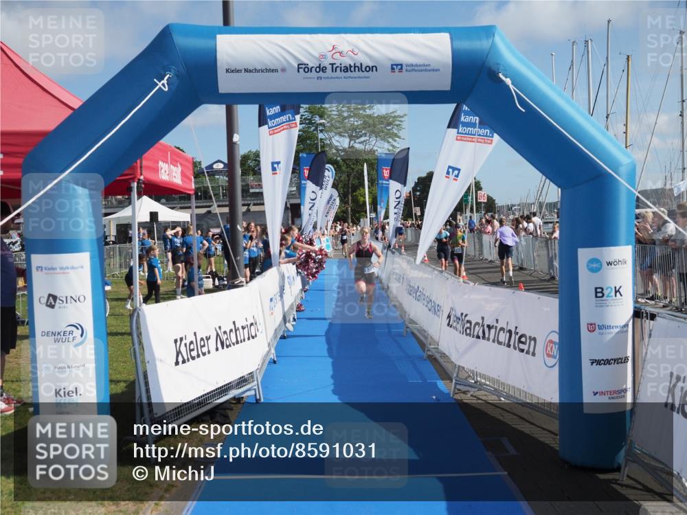 17.08.2025 - KN Förde Triathlon 2025 MichiJ http://msf.ph/oto/8591031 17.08.2025 10:33:04 Laufen 130 meine-sportfotos.de