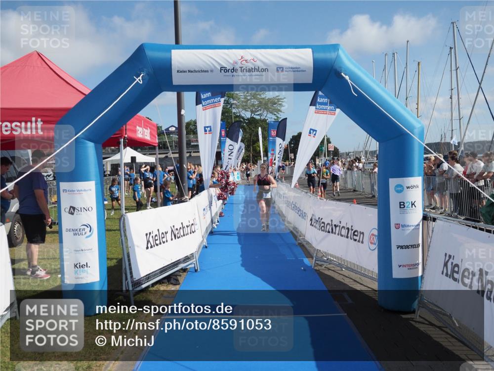 17.08.2025 - KN Förde Triathlon 2025 MichiJ http://msf.ph/oto/8591053 17.08.2025 10:33:05 Laufen 130 meine-sportfotos.de