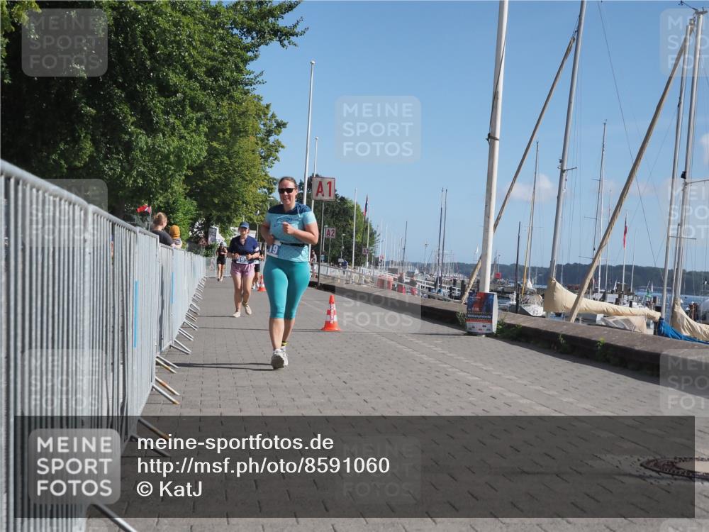 17.08.2025 - KN Förde Triathlon 2025 KatJ http://msf.ph/oto/8591060 17.08.2025 10:47:46 Laufen 195, 219 meine-sportfotos.de