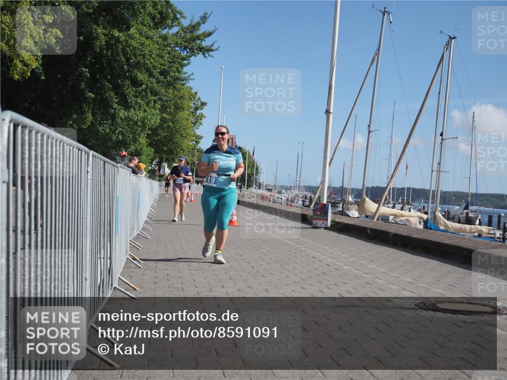 17.08.2025 - KN Förde Triathlon 2025 KatJ http://msf.ph/oto/8591091 17.08.2025 10:47:47 Laufen 195, 219 meine-sportfotos.de