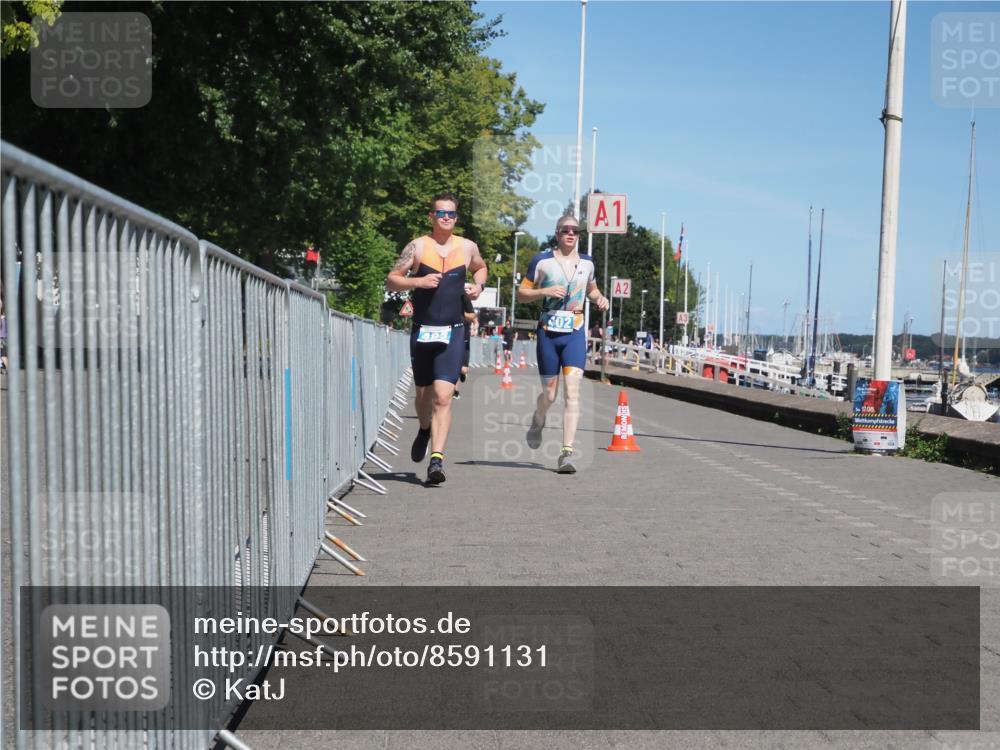 17.08.2025 - KN Förde Triathlon 2025 KatJ http://msf.ph/oto/8591131 17.08.2025 13:37:04 Laufen 398, 402, 409, 483 meine-sportfotos.de