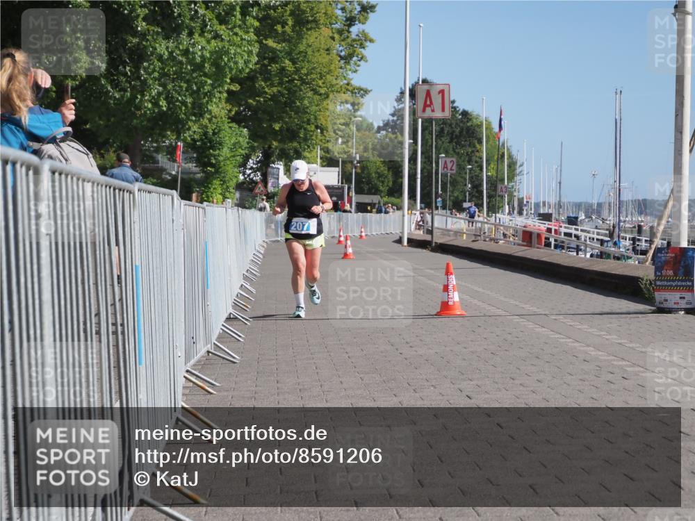 17.08.2025 - KN Förde Triathlon 2025 KatJ http://msf.ph/oto/8591206 17.08.2025 10:51:13 Laufen 207 meine-sportfotos.de