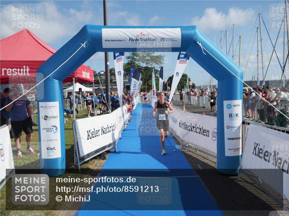 17.08.2025 - KN Förde Triathlon 2025 MichiJ http://msf.ph/oto/8591213 17.08.2025 10:33:14 Laufen 189 meine-sportfotos.de