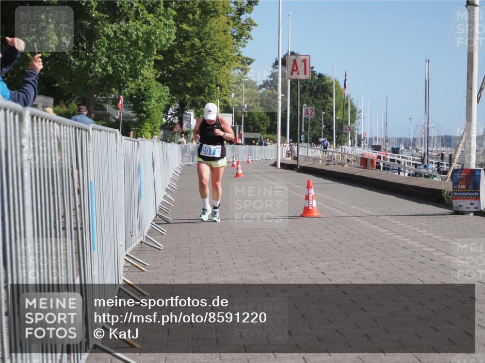 17.08.2025 - KN Förde Triathlon 2025 KatJ http://msf.ph/oto/8591220 17.08.2025 10:51:13 Laufen 207 meine-sportfotos.de