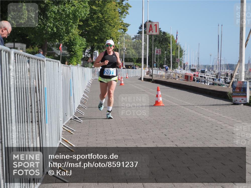 17.08.2025 - KN Förde Triathlon 2025 KatJ http://msf.ph/oto/8591237 17.08.2025 10:51:14 Laufen 207 meine-sportfotos.de