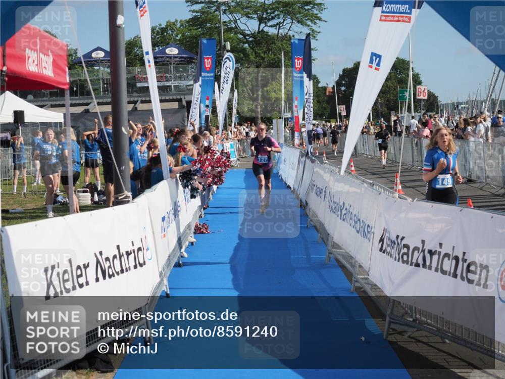 17.08.2025 - KN Förde Triathlon 2025 MichiJ http://msf.ph/oto/8591240 17.08.2025 10:33:21 Laufen 127 meine-sportfotos.de