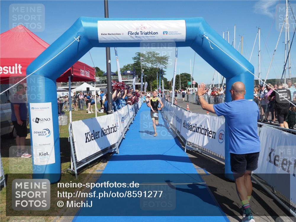 17.08.2025 - KN Förde Triathlon 2025 MichiJ http://msf.ph/oto/8591277 17.08.2025 13:50:59 Laufen 493 meine-sportfotos.de