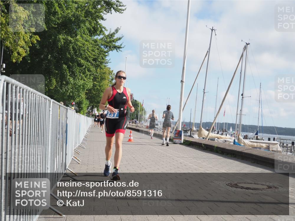 17.08.2025 - KN Förde Triathlon 2025 KatJ http://msf.ph/oto/8591316 17.08.2025 10:18:37 Laufen 155, 237 meine-sportfotos.de