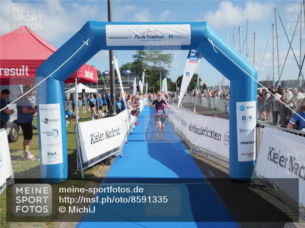 17.08.2025 - KN Förde Triathlon 2025 MichiJ http://msf.ph/oto/8591335 17.08.2025 10:33:24 Laufen 127 meine-sportfotos.de