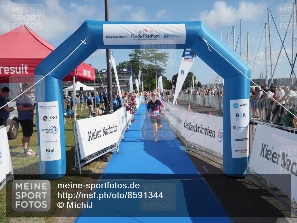 17.08.2025 - KN Förde Triathlon 2025 MichiJ http://msf.ph/oto/8591344 17.08.2025 10:33:24 Laufen 127 meine-sportfotos.de