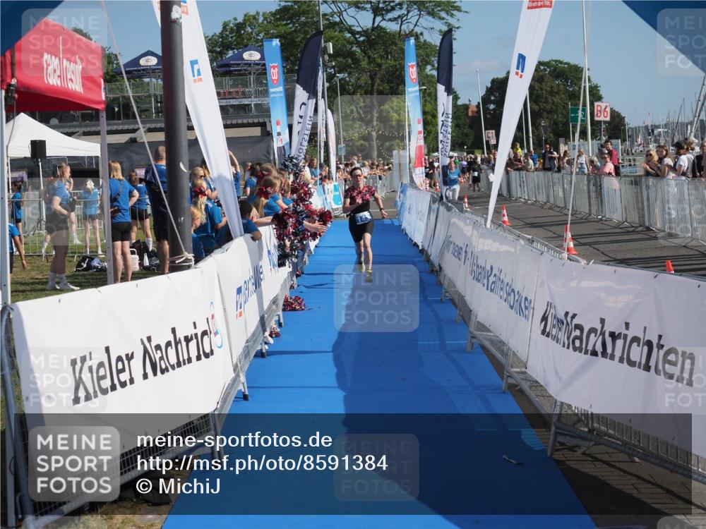 17.08.2025 - KN Förde Triathlon 2025 MichiJ http://msf.ph/oto/8591384 17.08.2025 10:33:29 Laufen 127, 143 meine-sportfotos.de