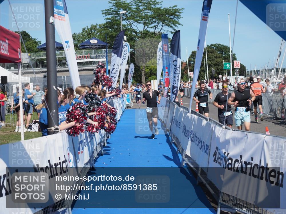 17.08.2025 - KN Förde Triathlon 2025 MichiJ http://msf.ph/oto/8591385 17.08.2025 13:51:21 Laufen 446 meine-sportfotos.de
