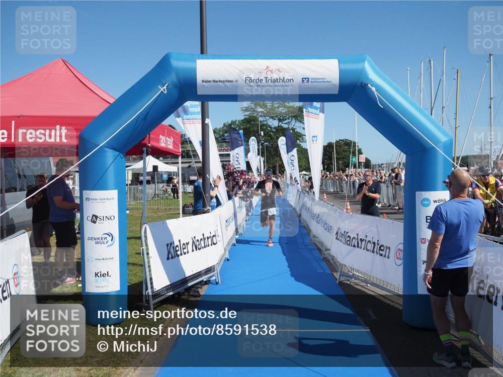 17.08.2025 - KN Förde Triathlon 2025 MichiJ http://msf.ph/oto/8591538 17.08.2025 11:51:45 Laufen 261 meine-sportfotos.de
