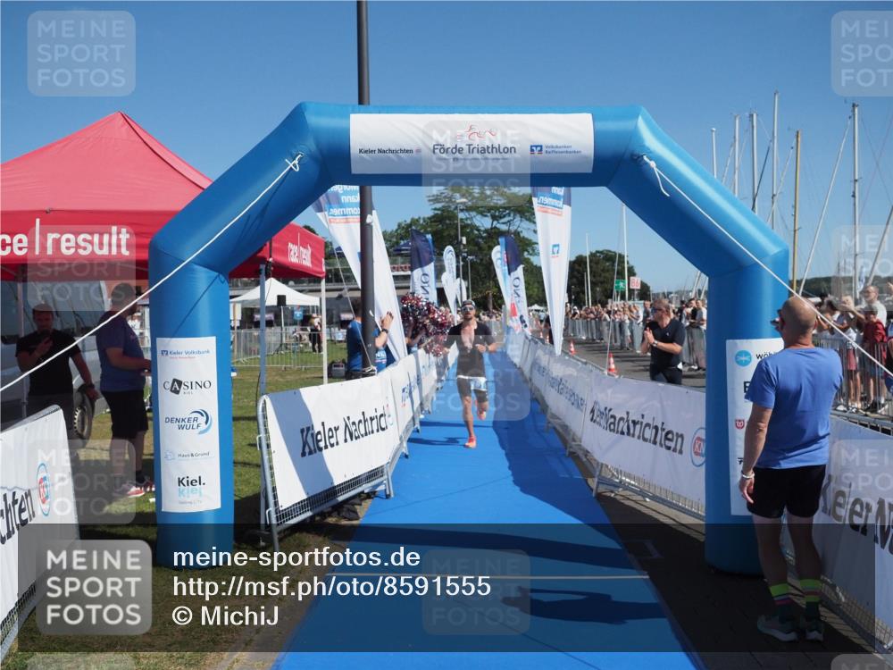 17.08.2025 - KN Förde Triathlon 2025 MichiJ http://msf.ph/oto/8591555 17.08.2025 11:51:45 Laufen 261 meine-sportfotos.de