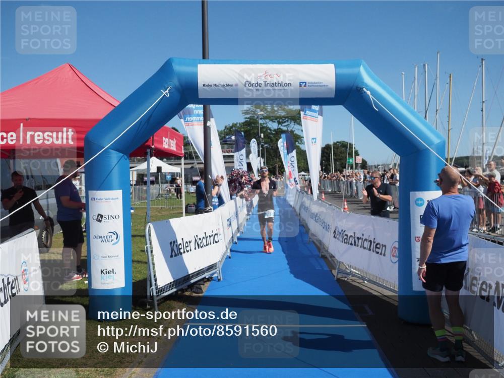 17.08.2025 - KN Förde Triathlon 2025 MichiJ http://msf.ph/oto/8591560 17.08.2025 11:51:46 Laufen 261 meine-sportfotos.de