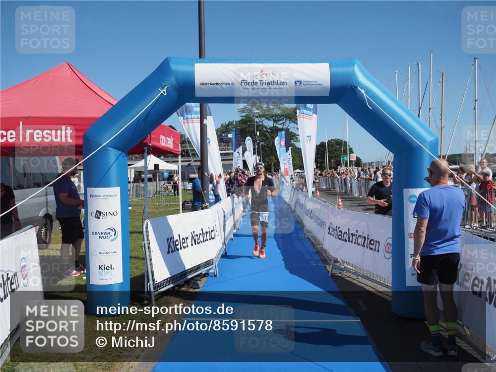 17.08.2025 - KN Förde Triathlon 2025 MichiJ http://msf.ph/oto/8591578 17.08.2025 11:51:46 Laufen 261 meine-sportfotos.de
