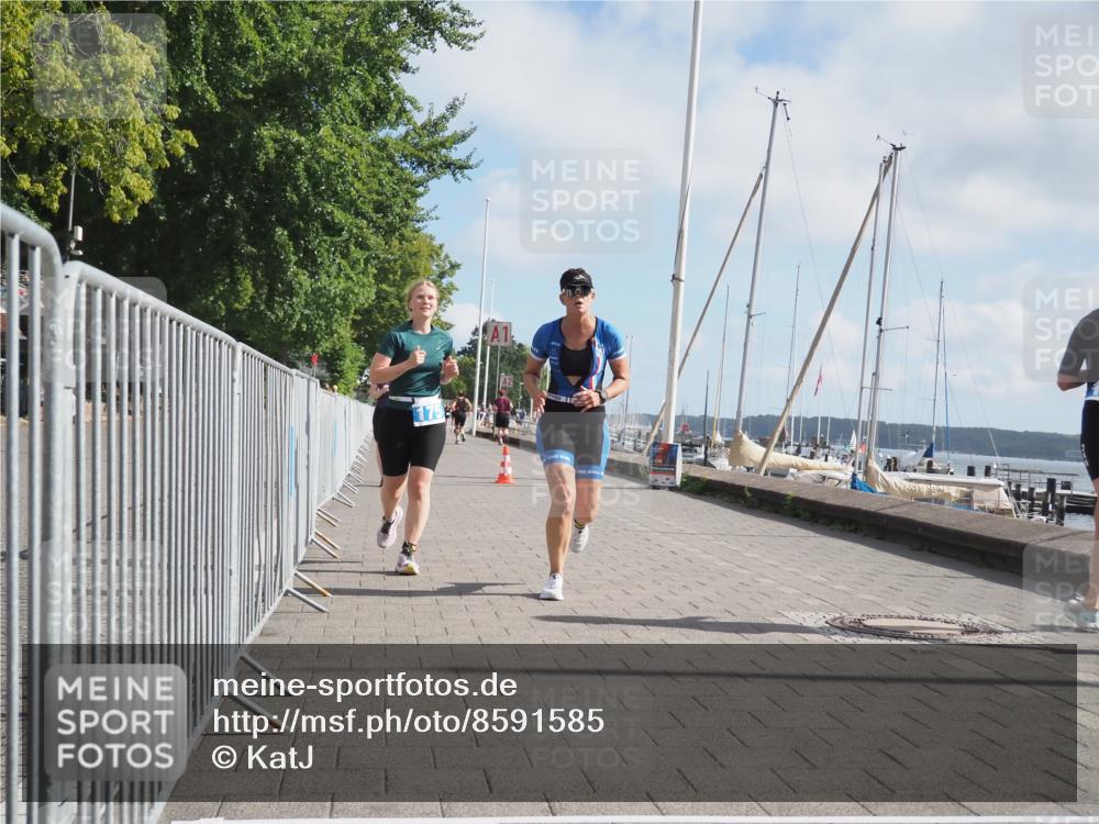 17.08.2025 - KN Förde Triathlon 2025 KatJ http://msf.ph/oto/8591585 17.08.2025 10:18:55 Laufen 109, 170, 175 meine-sportfotos.de