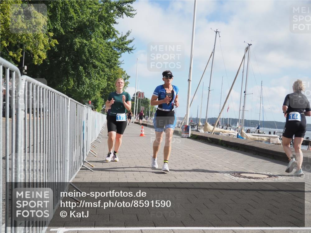17.08.2025 - KN Förde Triathlon 2025 KatJ http://msf.ph/oto/8591590 17.08.2025 10:18:56 Laufen 109, 170, 175 meine-sportfotos.de