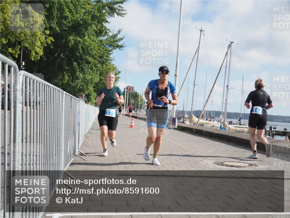 17.08.2025 - KN Förde Triathlon 2025 KatJ http://msf.ph/oto/8591600 17.08.2025 10:18:56 Laufen 109, 170, 175 meine-sportfotos.de