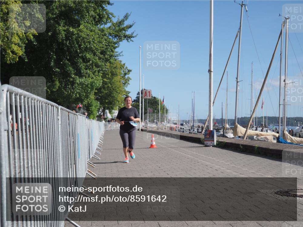 17.08.2025 - KN Förde Triathlon 2025 KatJ http://msf.ph/oto/8591642 17.08.2025 10:55:10 Laufen  meine-sportfotos.de