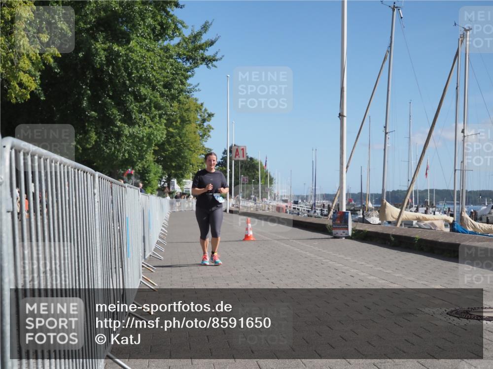 17.08.2025 - KN Förde Triathlon 2025 KatJ http://msf.ph/oto/8591650 17.08.2025 10:55:10 Laufen  meine-sportfotos.de
