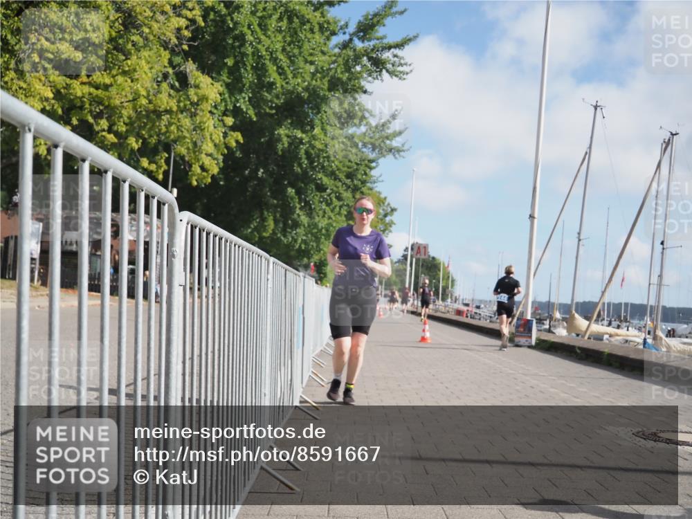 17.08.2025 - KN Förde Triathlon 2025 KatJ http://msf.ph/oto/8591667 17.08.2025 10:18:59 Laufen 109, 170, 175 meine-sportfotos.de