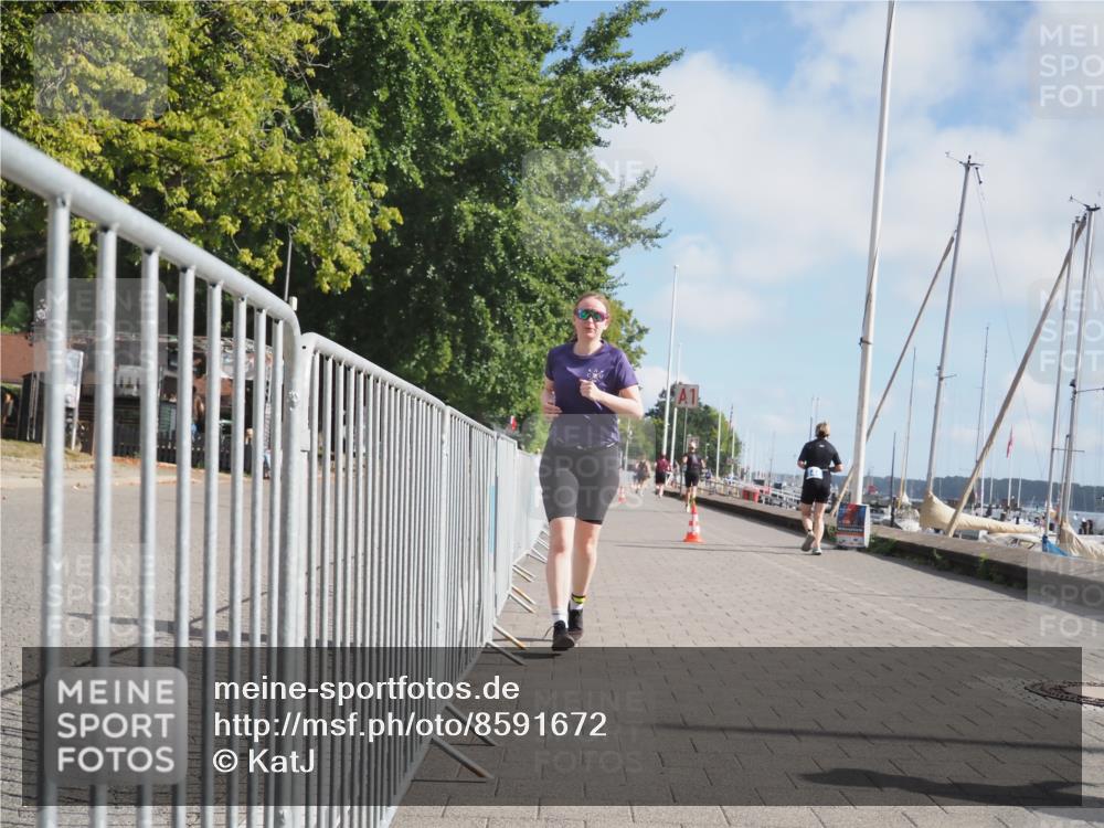 17.08.2025 - KN Förde Triathlon 2025 KatJ http://msf.ph/oto/8591672 17.08.2025 10:19:00 Laufen 170, 175 meine-sportfotos.de