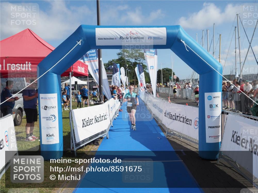 17.08.2025 - KN Förde Triathlon 2025 MichiJ http://msf.ph/oto/8591675 17.08.2025 10:34:06 Laufen 151 meine-sportfotos.de