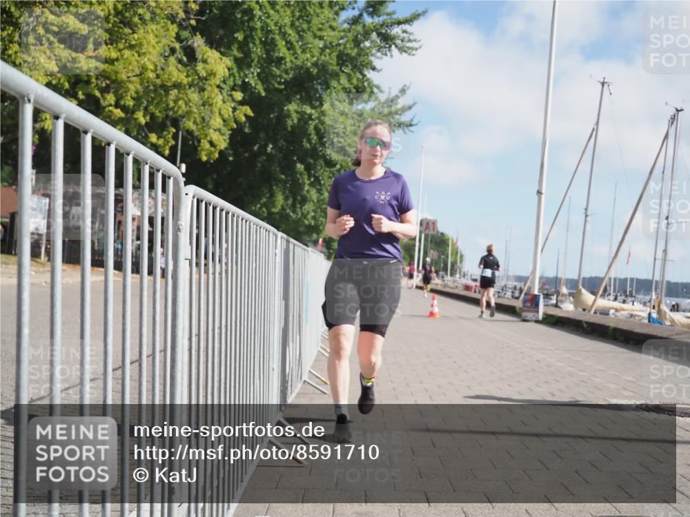 17.08.2025 - KN Förde Triathlon 2025 KatJ http://msf.ph/oto/8591710 17.08.2025 10:19:00 Laufen 170, 175 meine-sportfotos.de