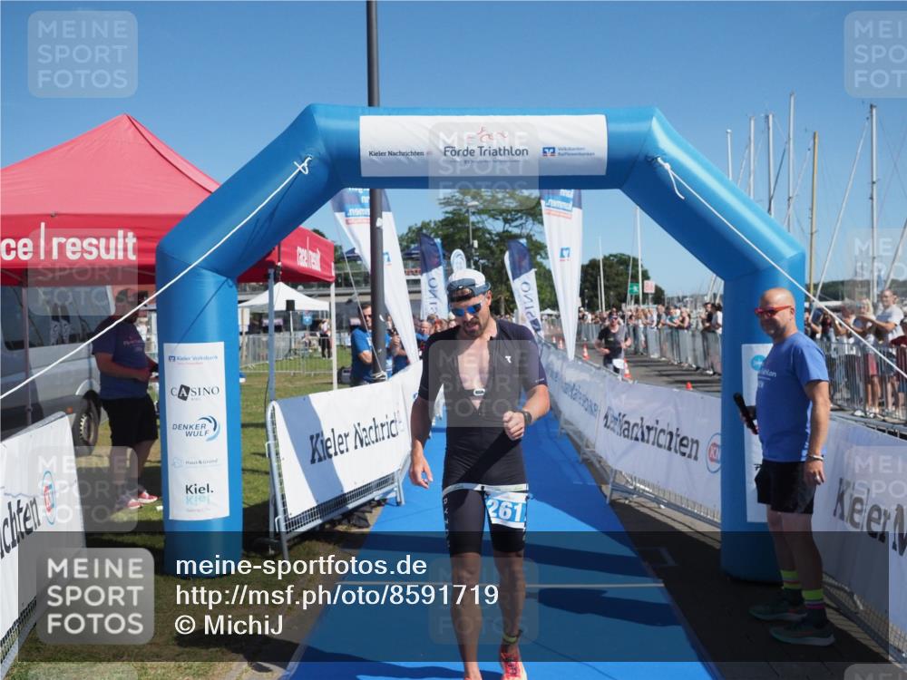 17.08.2025 - KN Förde Triathlon 2025 MichiJ http://msf.ph/oto/8591719 17.08.2025 11:51:48 Laufen 261 meine-sportfotos.de