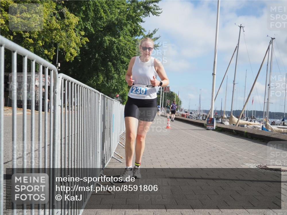 17.08.2025 - KN Förde Triathlon 2025 KatJ http://msf.ph/oto/8591806 17.08.2025 10:19:16 Laufen 230 meine-sportfotos.de