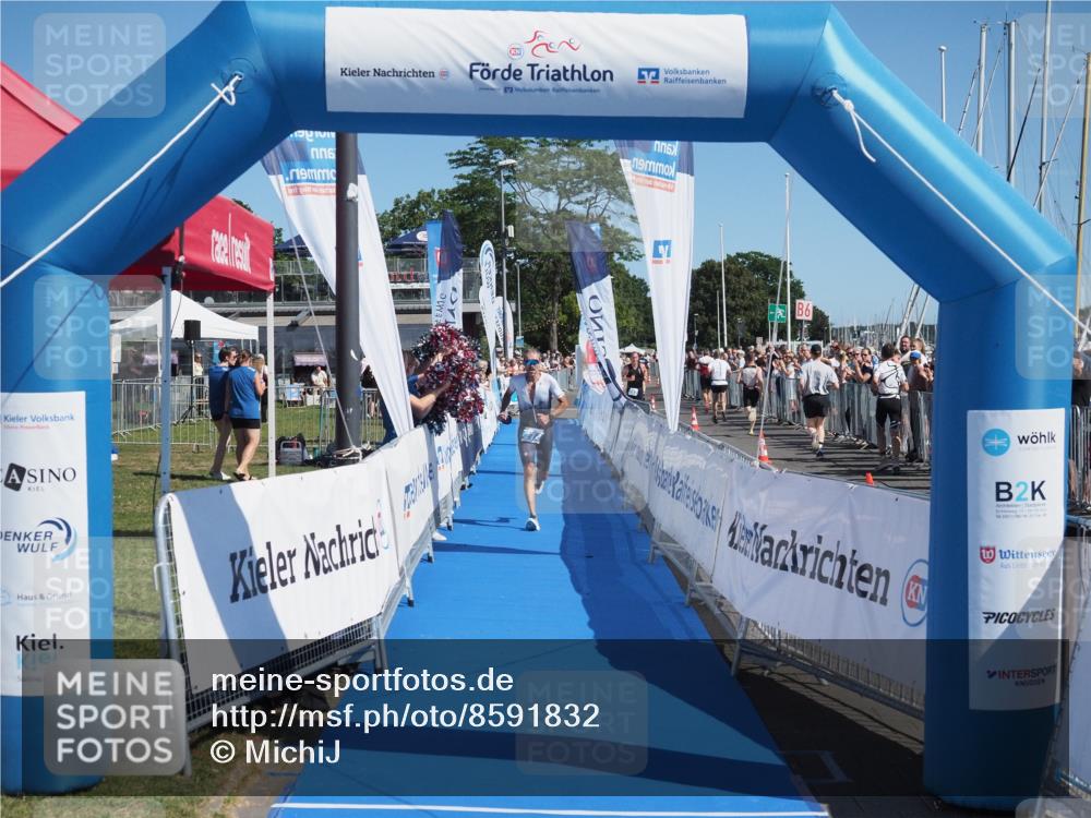 17.08.2025 - KN Förde Triathlon 2025 MichiJ http://msf.ph/oto/8591832 17.08.2025 11:54:21 Laufen 274 meine-sportfotos.de
