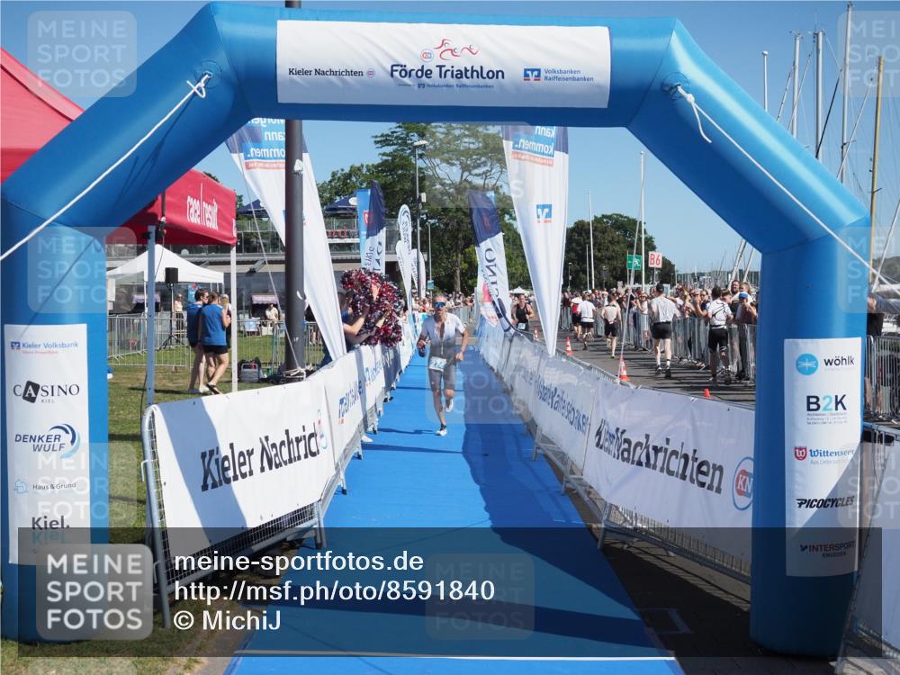 17.08.2025 - KN Förde Triathlon 2025 MichiJ http://msf.ph/oto/8591840 17.08.2025 11:54:21 Laufen 274 meine-sportfotos.de