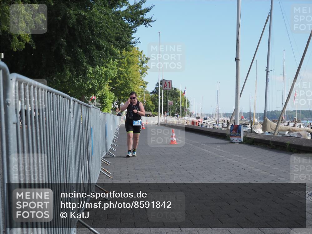 17.08.2025 - KN Förde Triathlon 2025 KatJ http://msf.ph/oto/8591842 17.08.2025 10:56:50 Laufen 194 meine-sportfotos.de