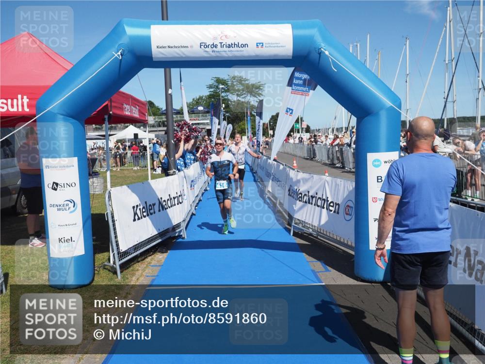 17.08.2025 - KN Förde Triathlon 2025 MichiJ http://msf.ph/oto/8591860 17.08.2025 13:51:43 Laufen 416, 460 meine-sportfotos.de