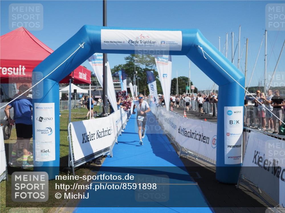 17.08.2025 - KN Förde Triathlon 2025 MichiJ http://msf.ph/oto/8591898 17.08.2025 11:54:23 Laufen 274 meine-sportfotos.de
