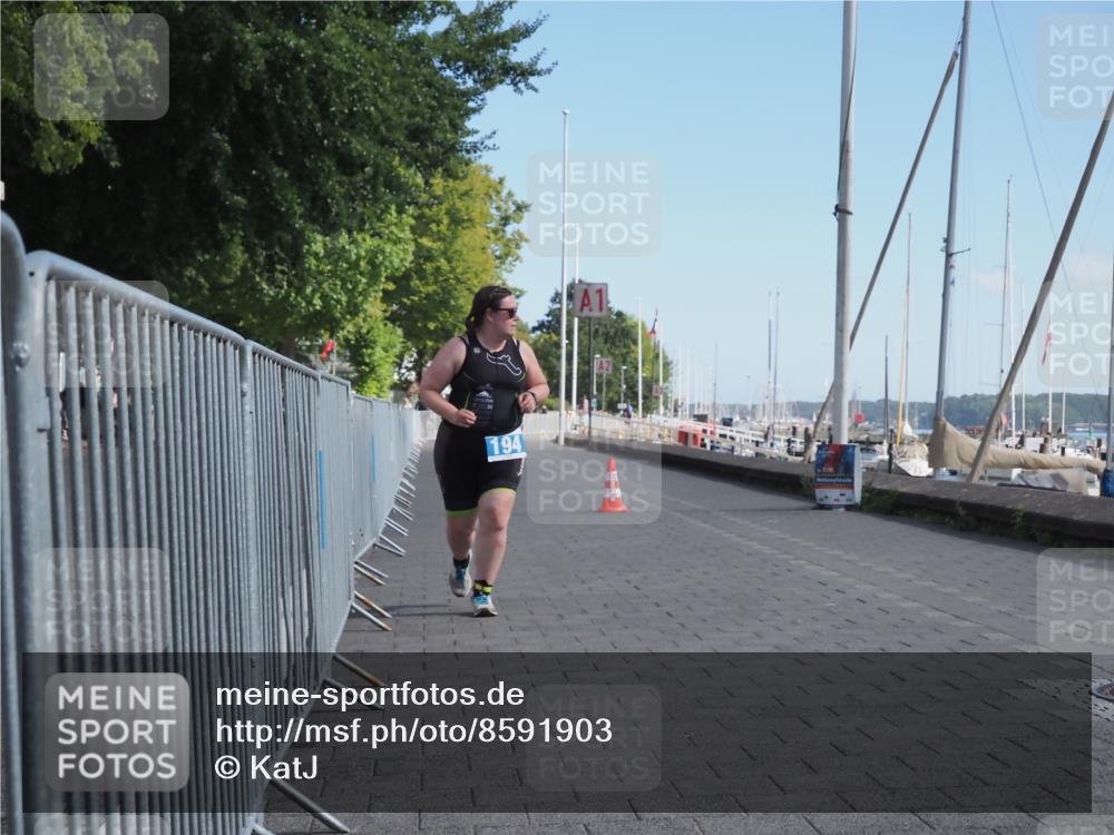 17.08.2025 - KN Förde Triathlon 2025 KatJ http://msf.ph/oto/8591903 17.08.2025 10:56:52 Laufen 194 meine-sportfotos.de
