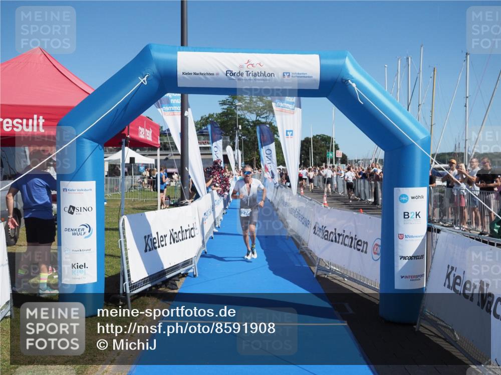 17.08.2025 - KN Förde Triathlon 2025 MichiJ http://msf.ph/oto/8591908 17.08.2025 11:54:23 Laufen 274 meine-sportfotos.de