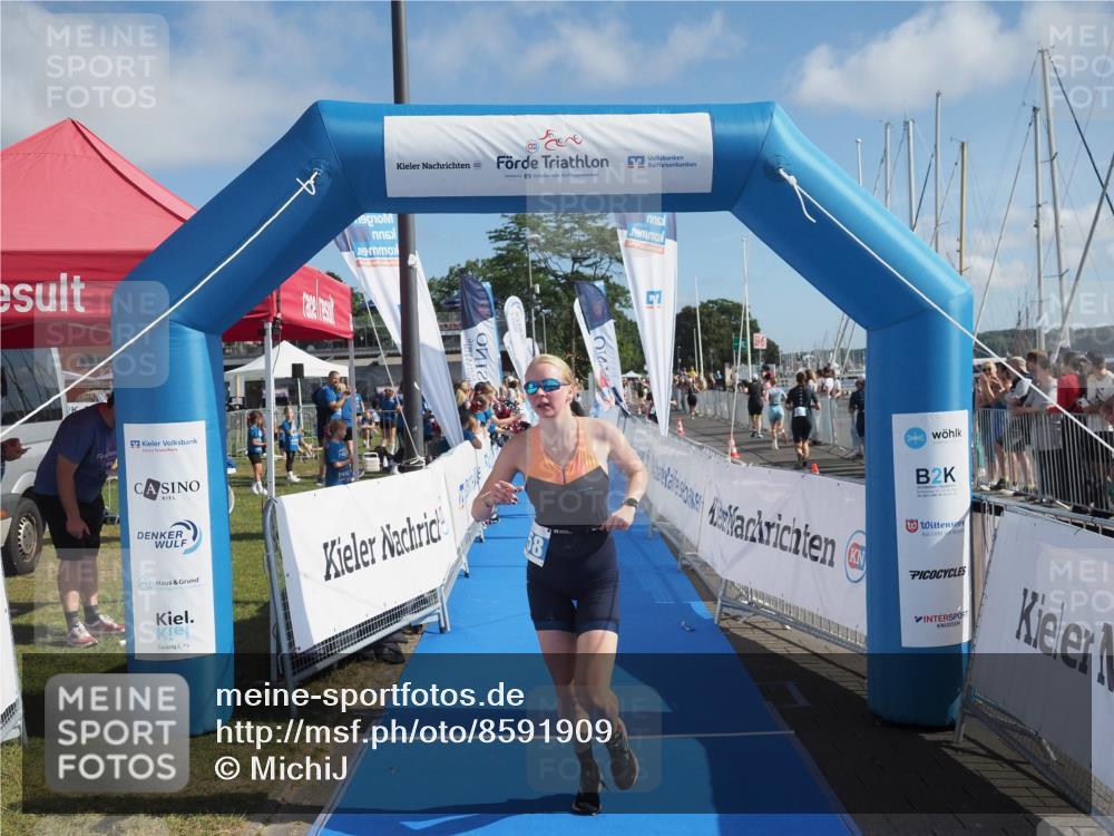 17.08.2025 - KN Förde Triathlon 2025 MichiJ http://msf.ph/oto/8591909 17.08.2025 10:34:28 Laufen 144, 158 meine-sportfotos.de