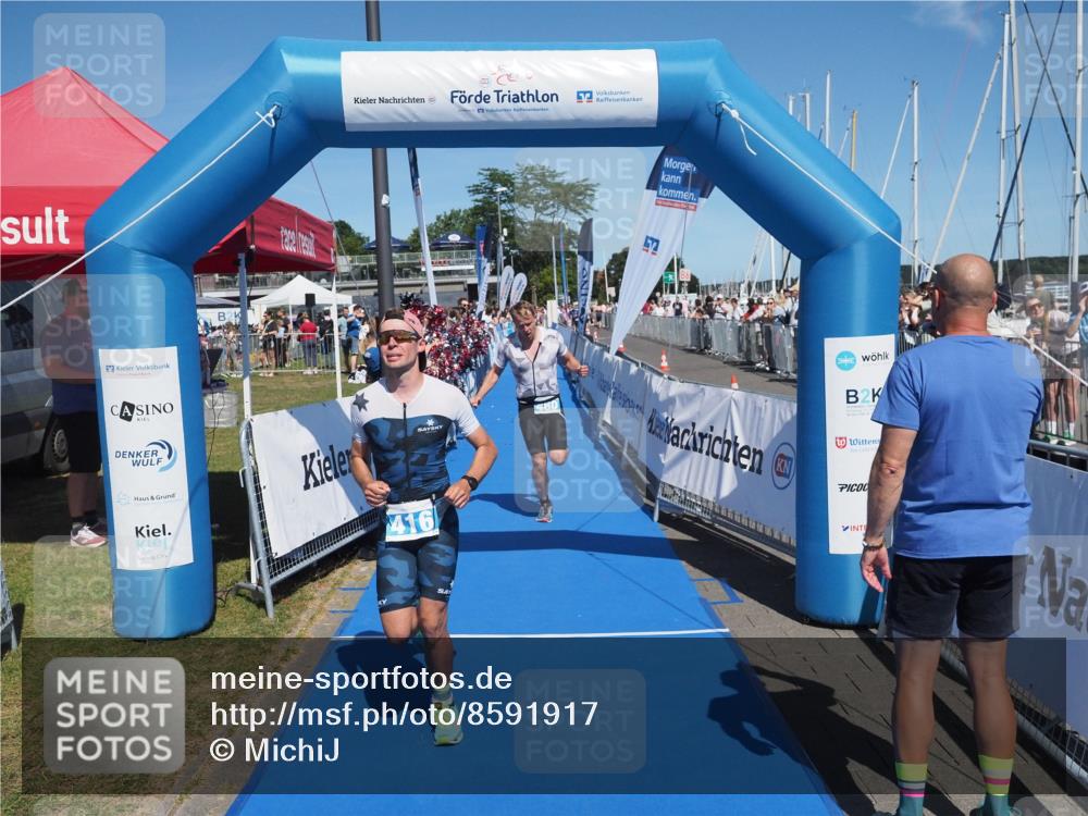 17.08.2025 - KN Förde Triathlon 2025 MichiJ http://msf.ph/oto/8591917 17.08.2025 13:51:44 Laufen 416, 460 meine-sportfotos.de